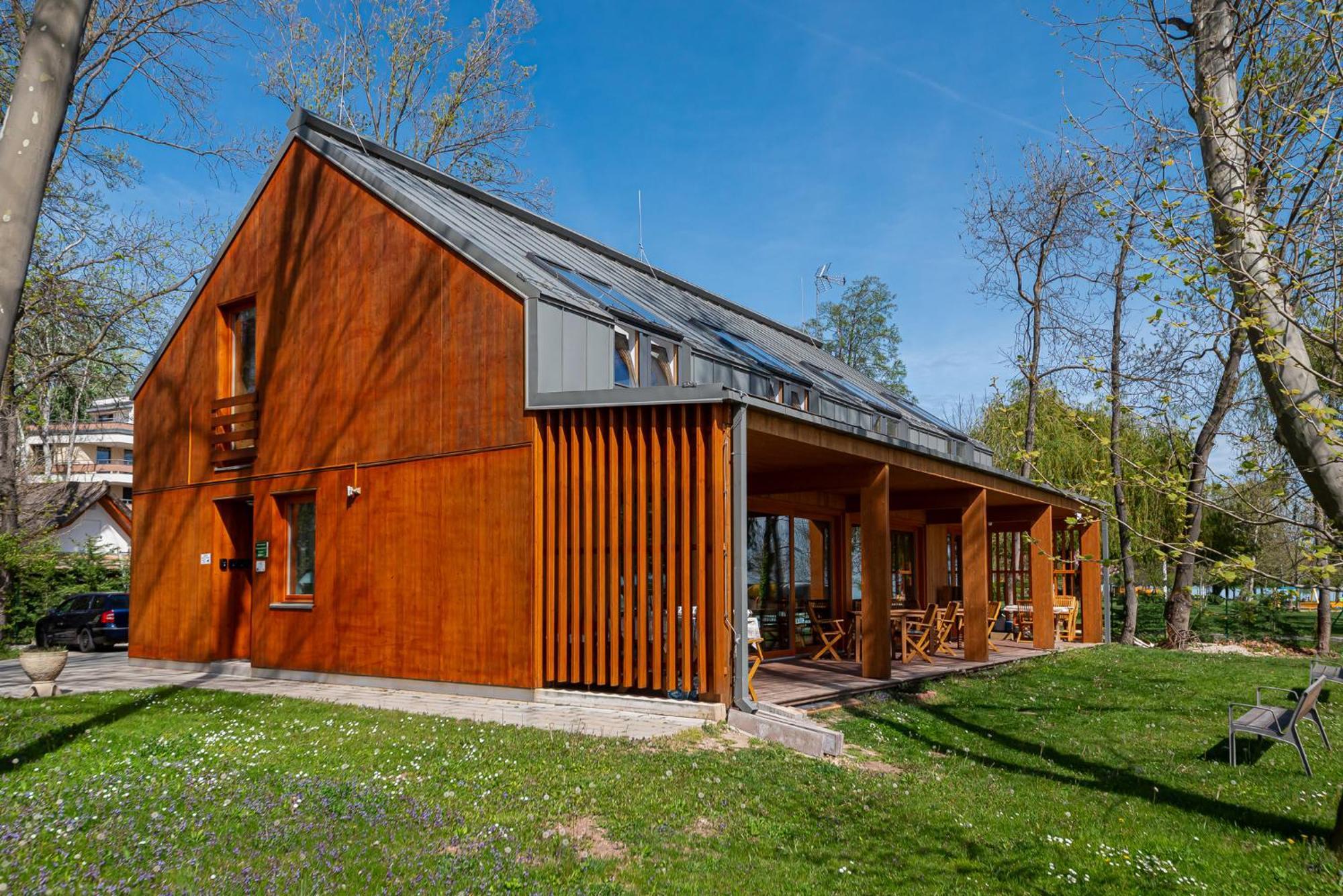Golden Bridge Rooms Balatonfured Exterior photo